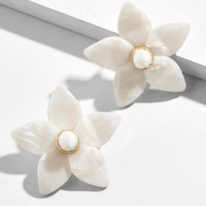 BaubleBar Amariella Flower Stud Resin Earrings
